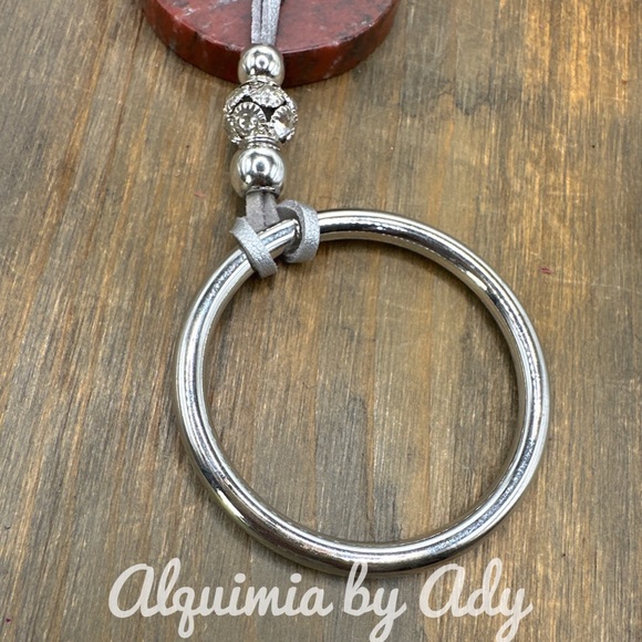 Pendant big circle silver suede rope wrap around necklace - Picture 5 of 7